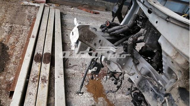 Кронштейн крепления крыла переднего левого, передний KD5352240 MAZDA