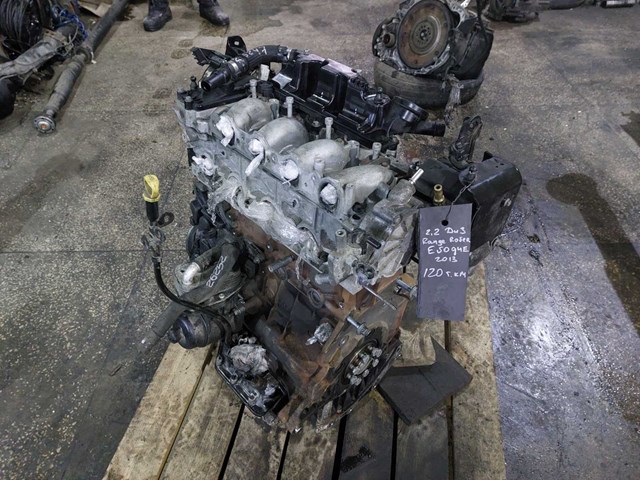 LAND ROVER LR022304 Клапанная крышка в наличии Черкассы