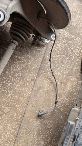 Датчик ABS задний LR033457 LAND ROVER