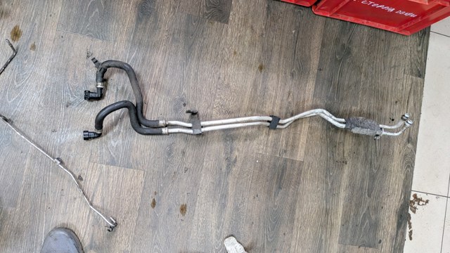 Трубка масляного радиатора АКПП, сдвоеная LR035554 LAND ROVER