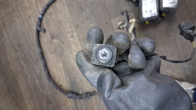 Камера заднего вида LR052028 LAND ROVER
