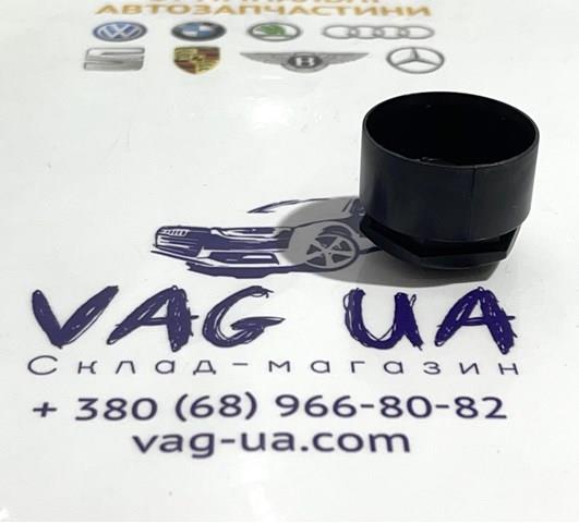 Болт колесный  4M0601173C VAG