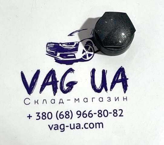 Болт колеса 4M0601173D VAG