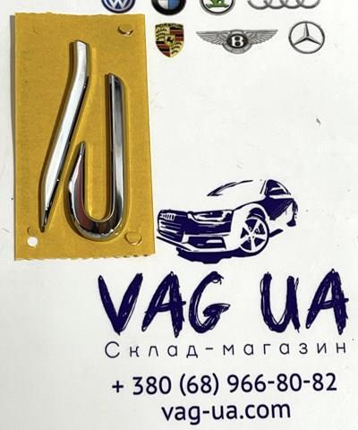 Фирменный значек на багажник 5NA853687D2ZZ VAG