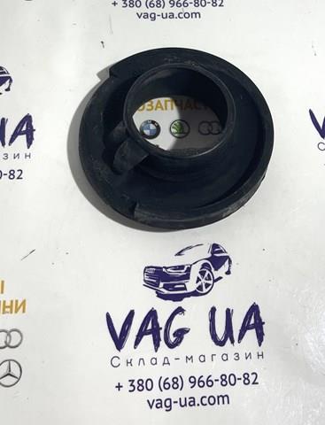 Проставка (резиновое кольцо) пружины задней, нижняя 7E0511150B VAG
