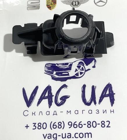 Кронштейн парктроника, передний боковой 80A919267F VAG