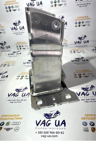 8W0807133 Кронштейн усилителя переднего бампера купить Львов
