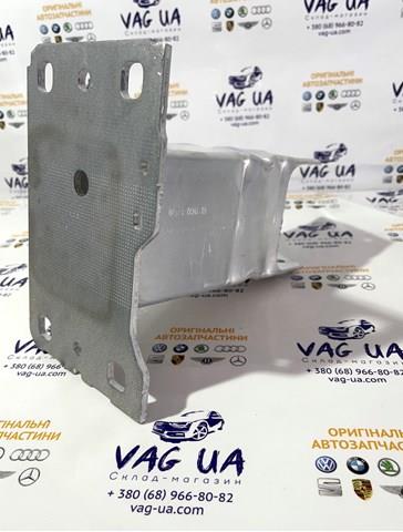 8W0807134 VAG Кронштейн усилителя переднего бампера купить в Каменское