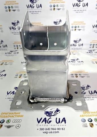 8W0807134 Кронштейн усилителя переднего бампера купить Запорожье