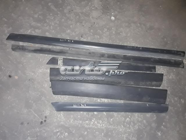Накладка задней левой двери, нижняя 3B0854949B VAG