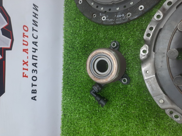 HYUNDAI 410752B200 Комплект сцепления в наличии Львов