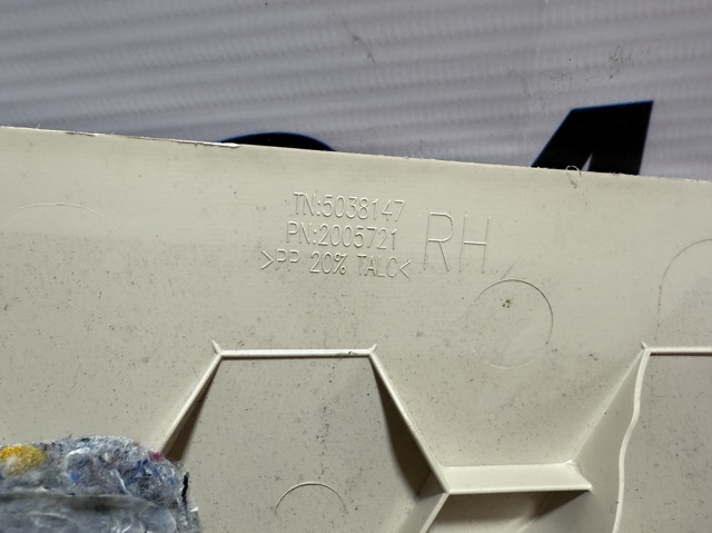 VAG 561863046A в наличии Черновцы