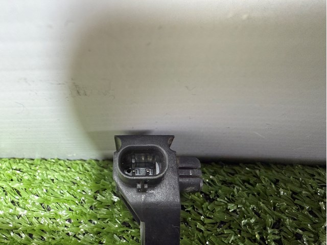 VAG 561959351 Датчик удара в наличии Киев