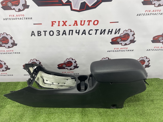 Консоль центральная панели управления 5SF14DX9AC CHRYSLER