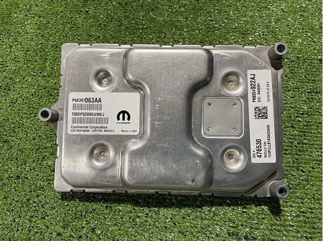 Модуль управления двигателем 68397063AA CHRYSLER
