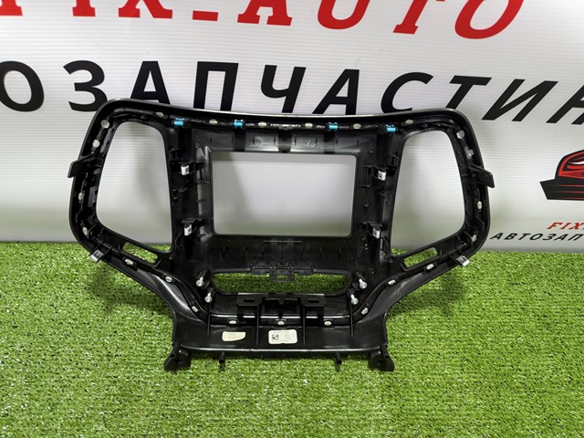 6AS061Z6AB Решетка вентиляции салона на "торпедо" купить Черкассы