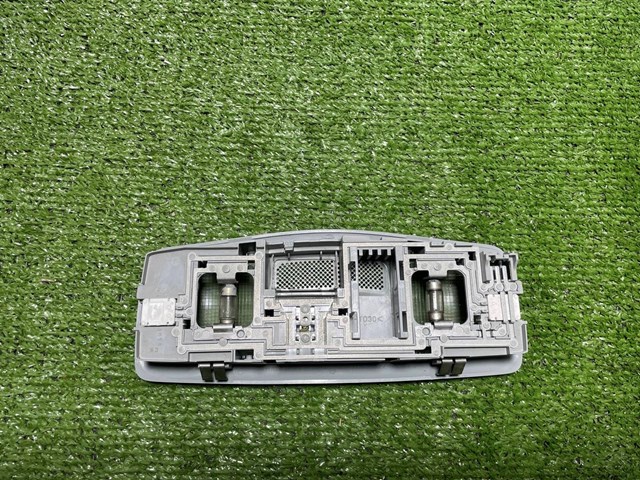 8401A009ZZ MITSUBISHI Плафон освещения салона (кабины) купить в Винница