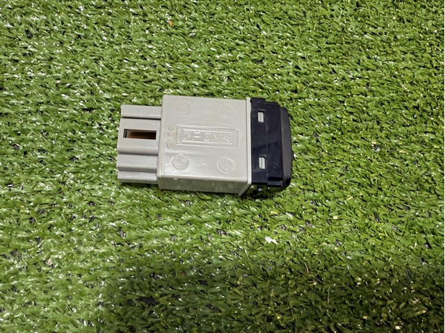 MITSUBISHI 8614A038 Кнопка (регулятор) корректора фар в наличии Украина