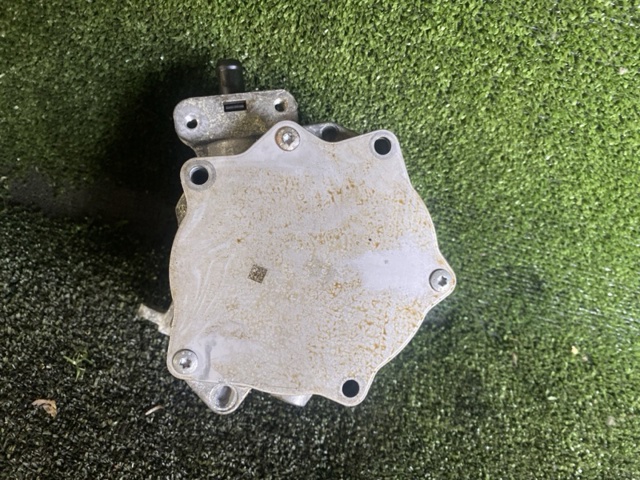 VAG 06J145100G Вакуумный насос в наличии Одесса