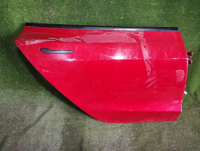 Задняя правая дверь 1081440E0C TESLA