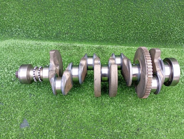 Коленвал двигателя 11217516040 BMW