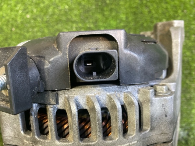 12317646814 BMW Генератор купить в Каменское