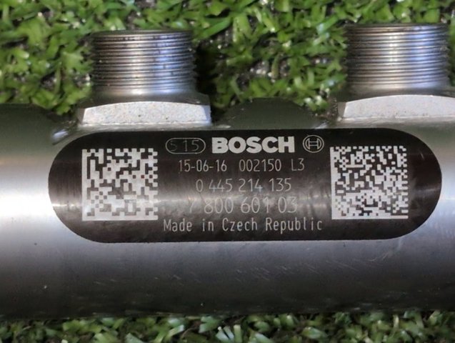 BMW 13537800601 Распределитель топлива (рампа) в наличии Чернигов