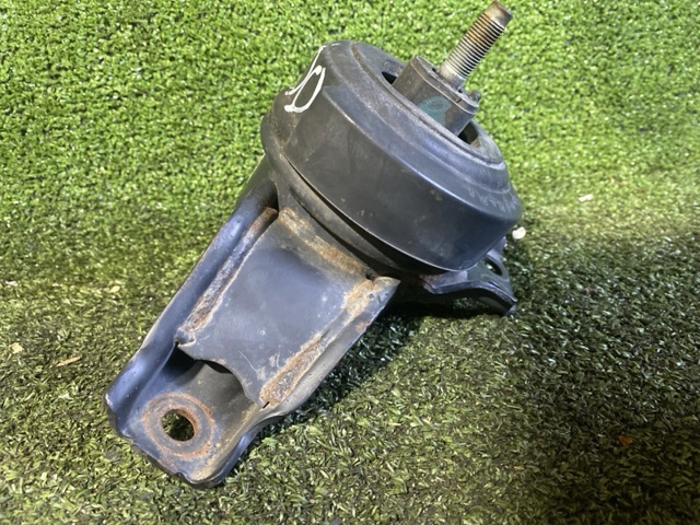 218104Z100 HYUNDAI Правая подушка двигателя купить в Черкассы