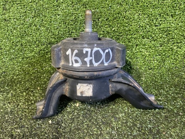 Правая подушка двигателя 218104Z100 HYUNDAI