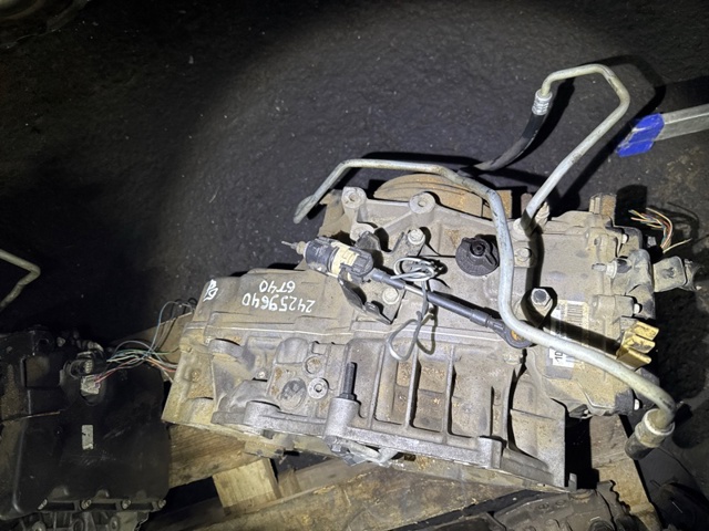 Коробка передач автомат 24265063 GM