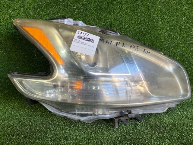 Фара комбинированная, передняя 260109N00A NISSAN