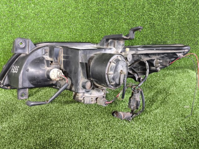 NISSAN 26010CG025 Правая фара в наличии Ирпень