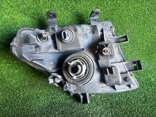 26060EA525 NISSAN Фара левая купить в Николаев