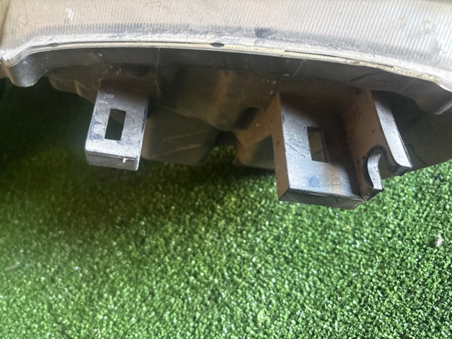 26060EA525 NISSAN Левая фара купить в Кривой Рог