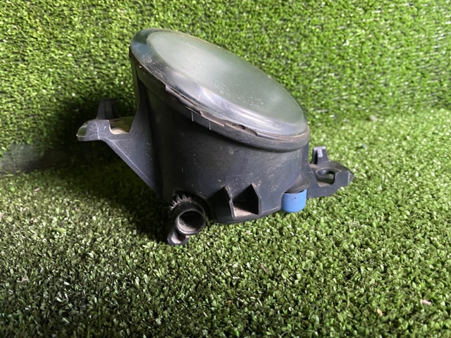 NISSAN 261558993A Фара противотуманная левая в наличии Полтава