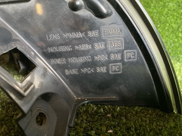 26550CL00A NISSAN Фонарь задний правый внешний купить в Черновцы