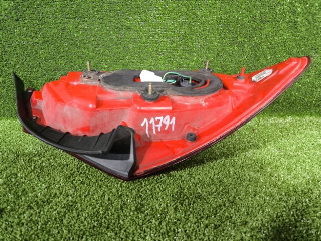 26550JK60B Фонарь задний правый внешний купить Ужгород