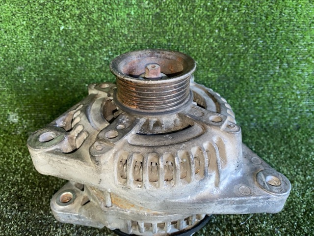 TOYOTA 2706020270 Генератор в наличии Ровно