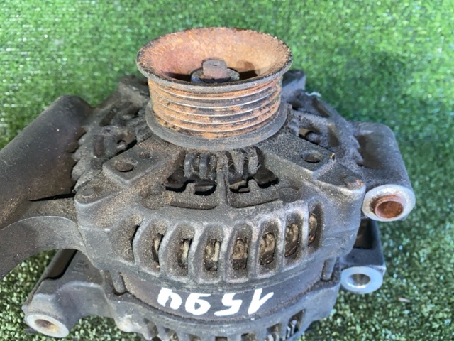 TOYOTA 2706038040 Генератор в наличии Украина