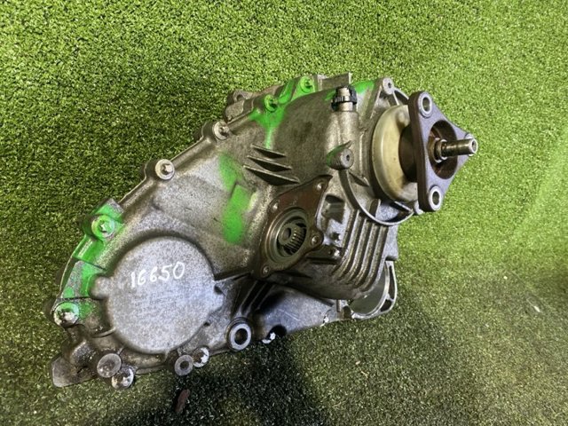 BMW 27107574777 Раздатка (коробка раздаточная) в наличии Ирпень