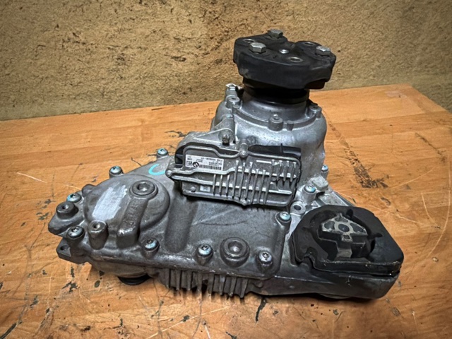 27107635753 BMW Раздатка купить в Запорожье