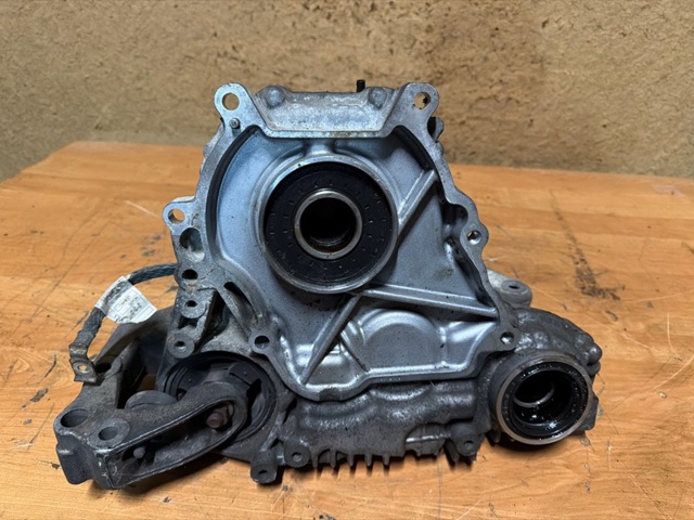 Межосевой дифференциал 27107649782 BMW