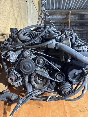 Двигатель голый 272971 MERCEDES