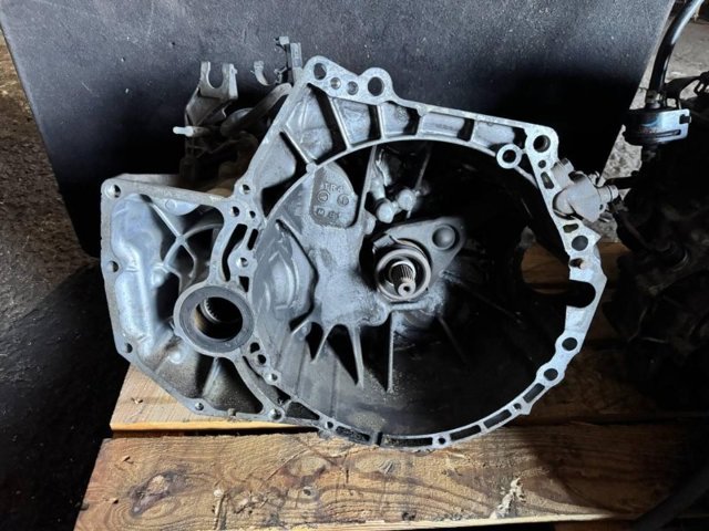 МКПП в сборе 321008H800 NISSAN