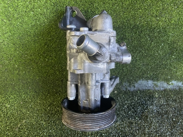 Помпа ГУР 32416794351 BMW