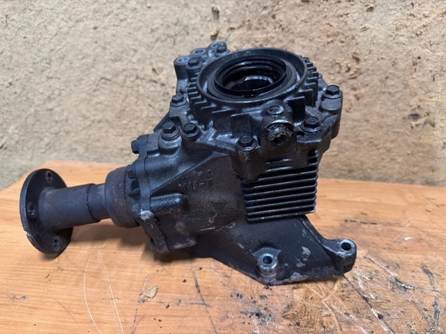 33100CA000 NISSAN Раздатка купить в Запорожье