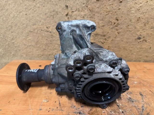 Раздатка (коробка раздаточная) 33100CN20B NISSAN