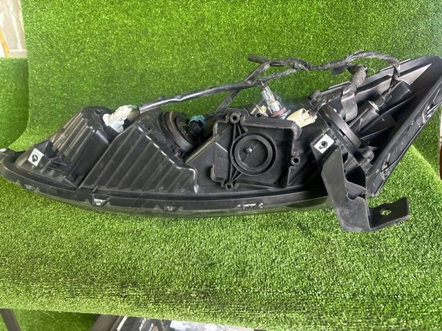 33100TA0A01 HONDA Правая фара купить в Днепр