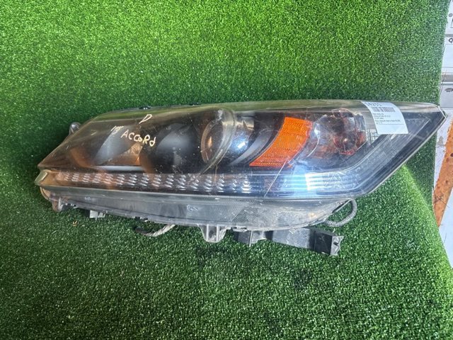 Основная фара в сборе левая 33150T2AA01 HONDA