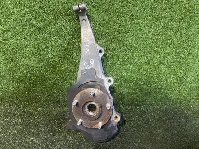 Ось передняя и поворотные кулаки 40014EG000 NISSAN